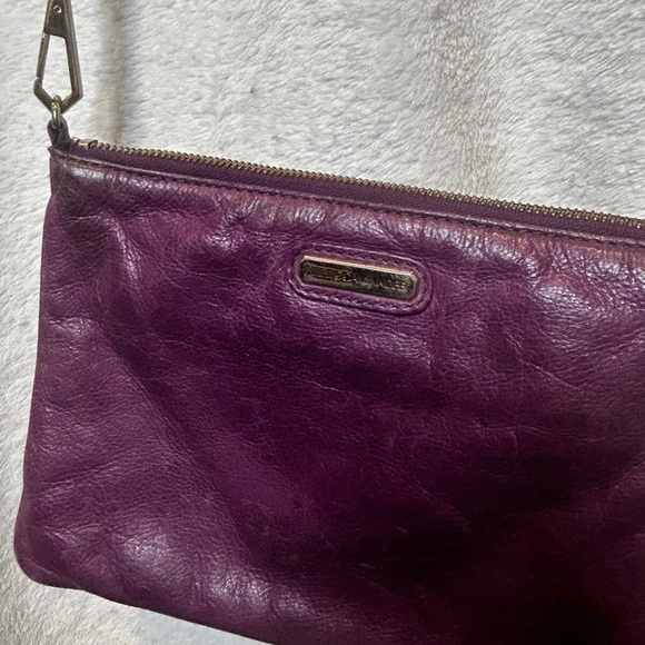 Rebecca Minkoff Purple Leather Crossbody Bag with Sleek Design​​ - Picture 3 of 6